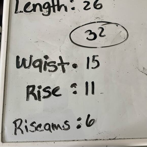 Anthropologie Pilcro embroidered denim distressed cut off shorts size 26 - Picture 5 of 5